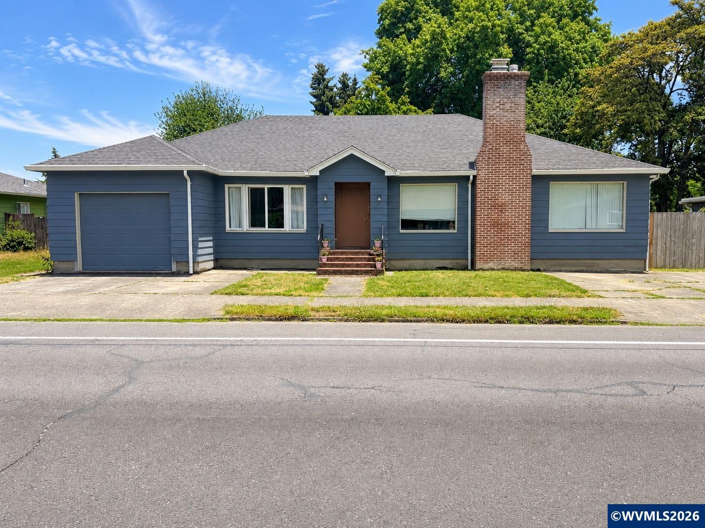 3034 NW Grant Av — photo