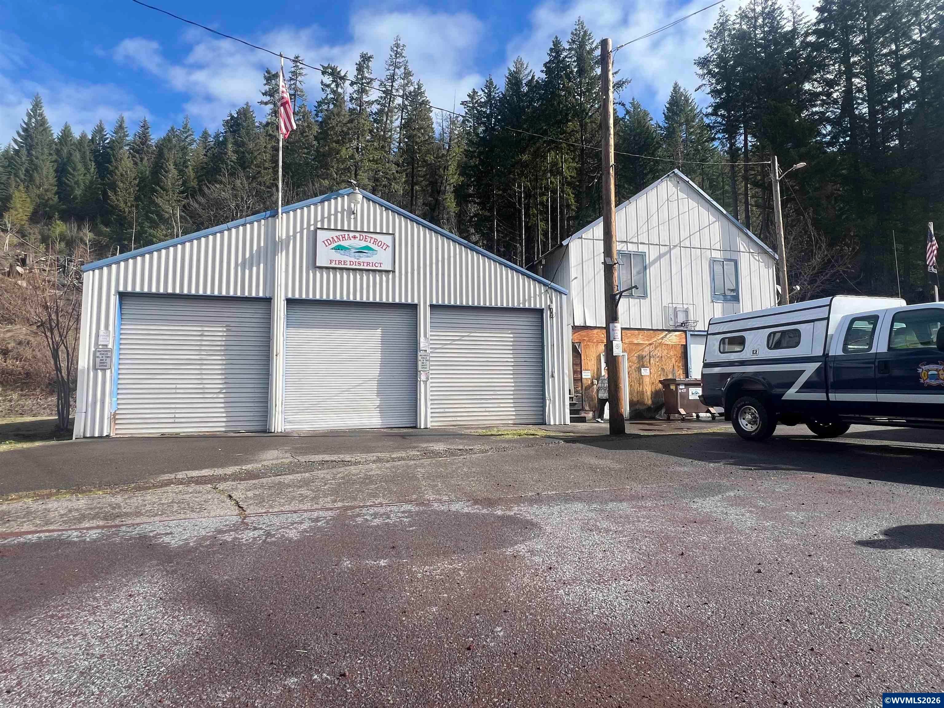 107 Highway 22 — photo
