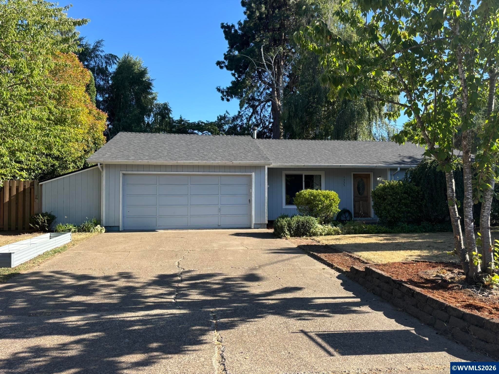 1335 Wildfang Dr — photo