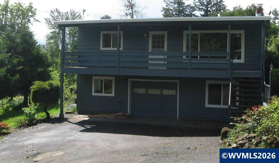 1005 Glenview Wy NW — photo