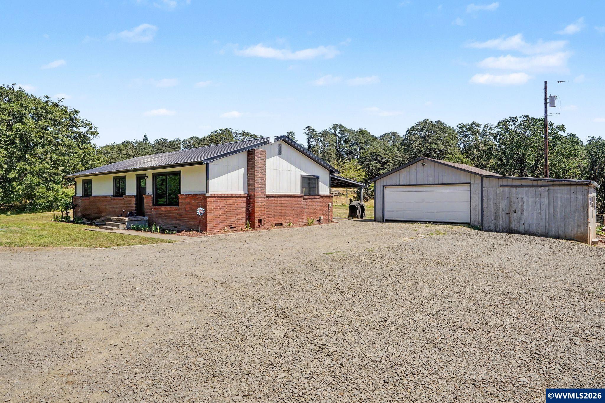 13815 Sunnyside Rd — photo