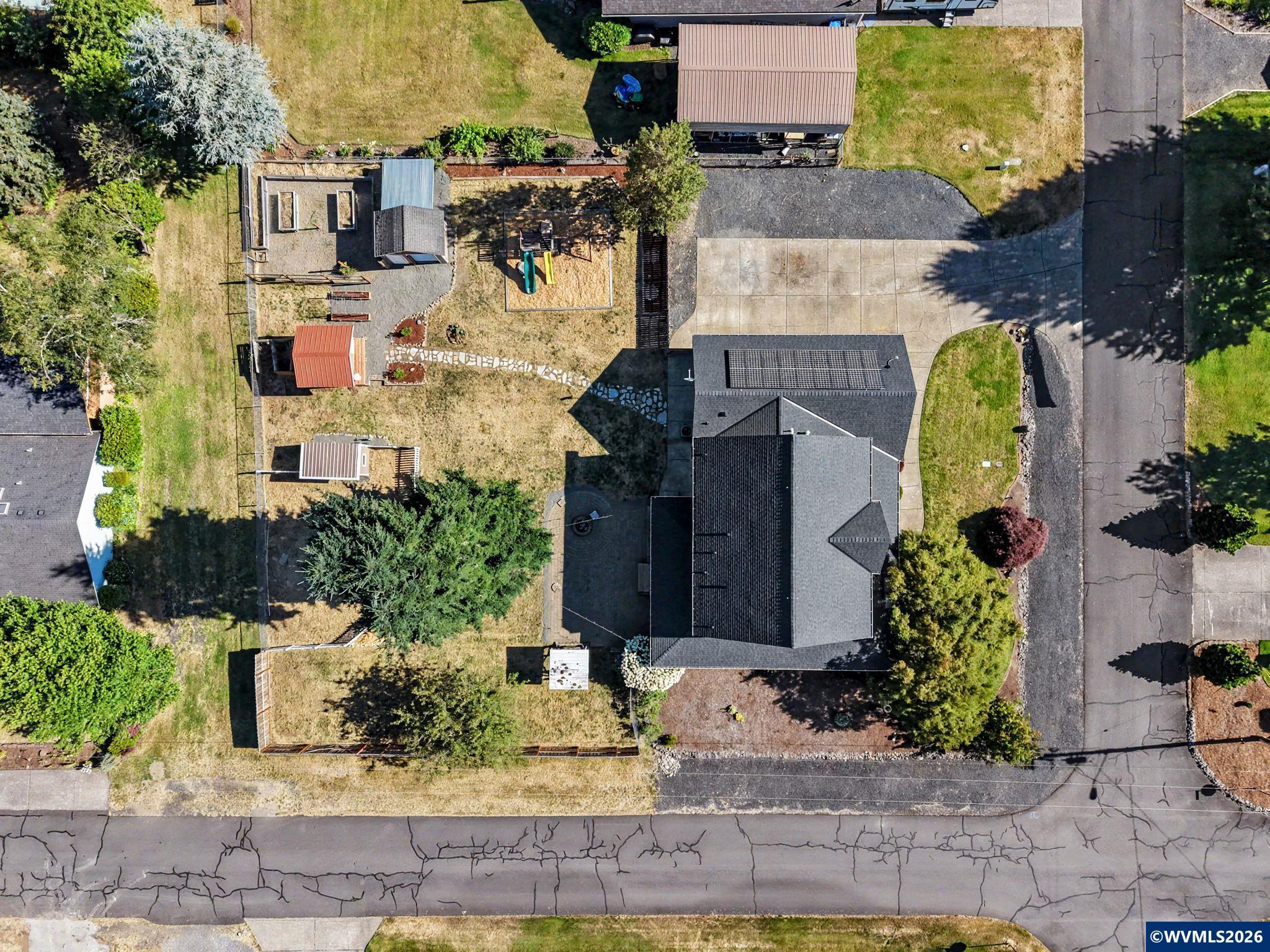 764 3rd St, Lyons, OR 97358 — photo 2