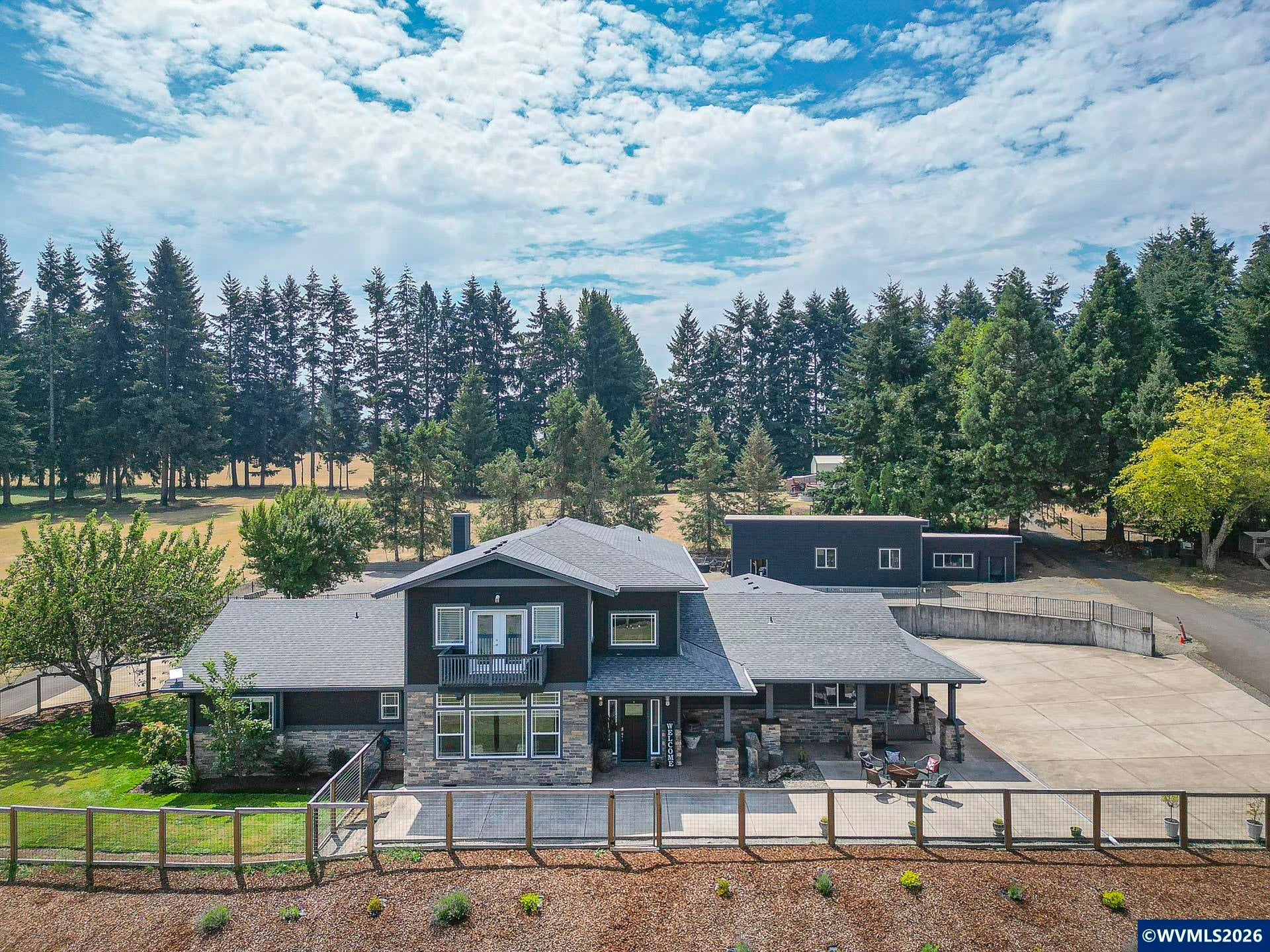 11364 James Way Dr SE — photo