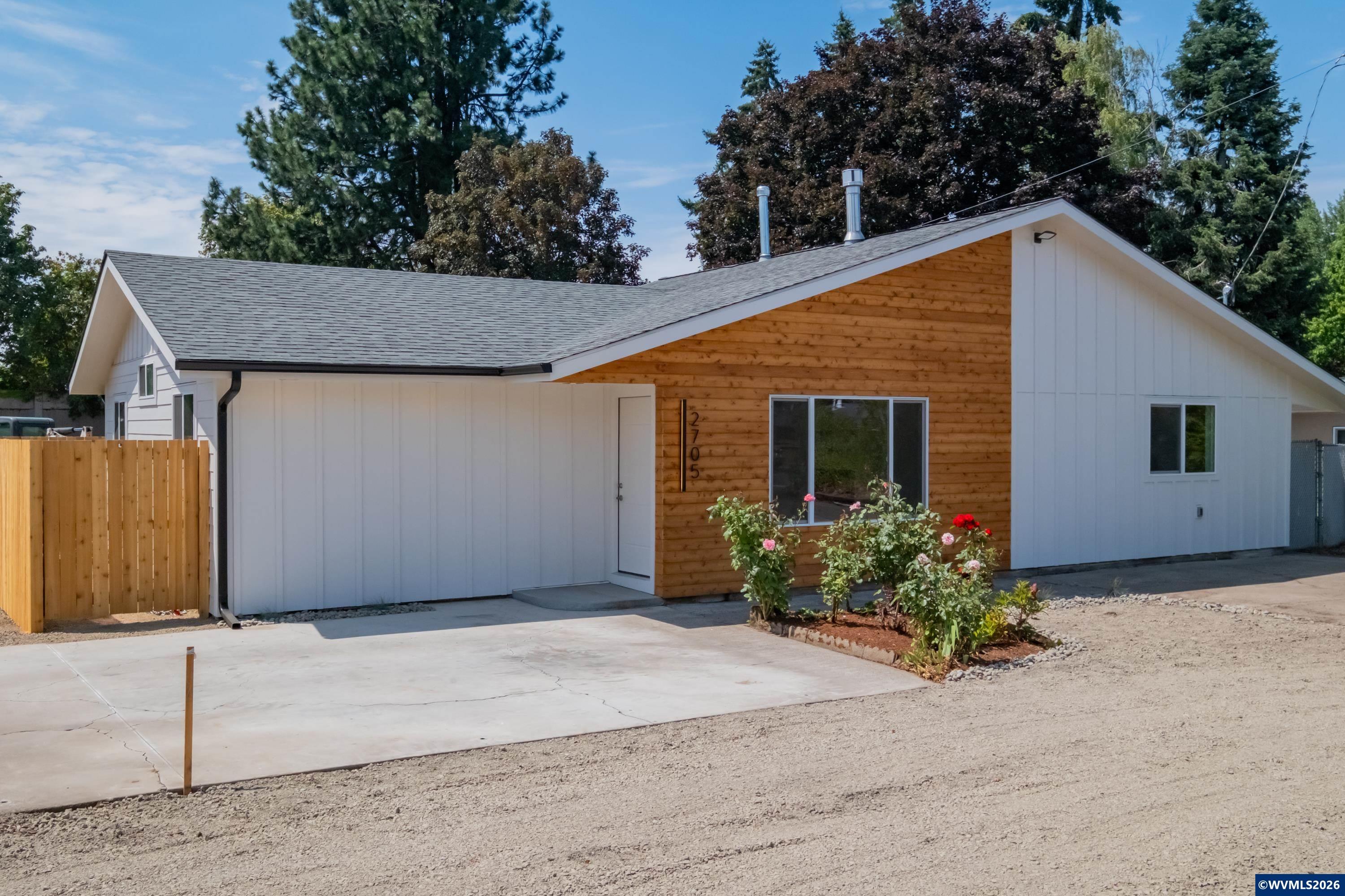 2705 Fisher Rd — photo