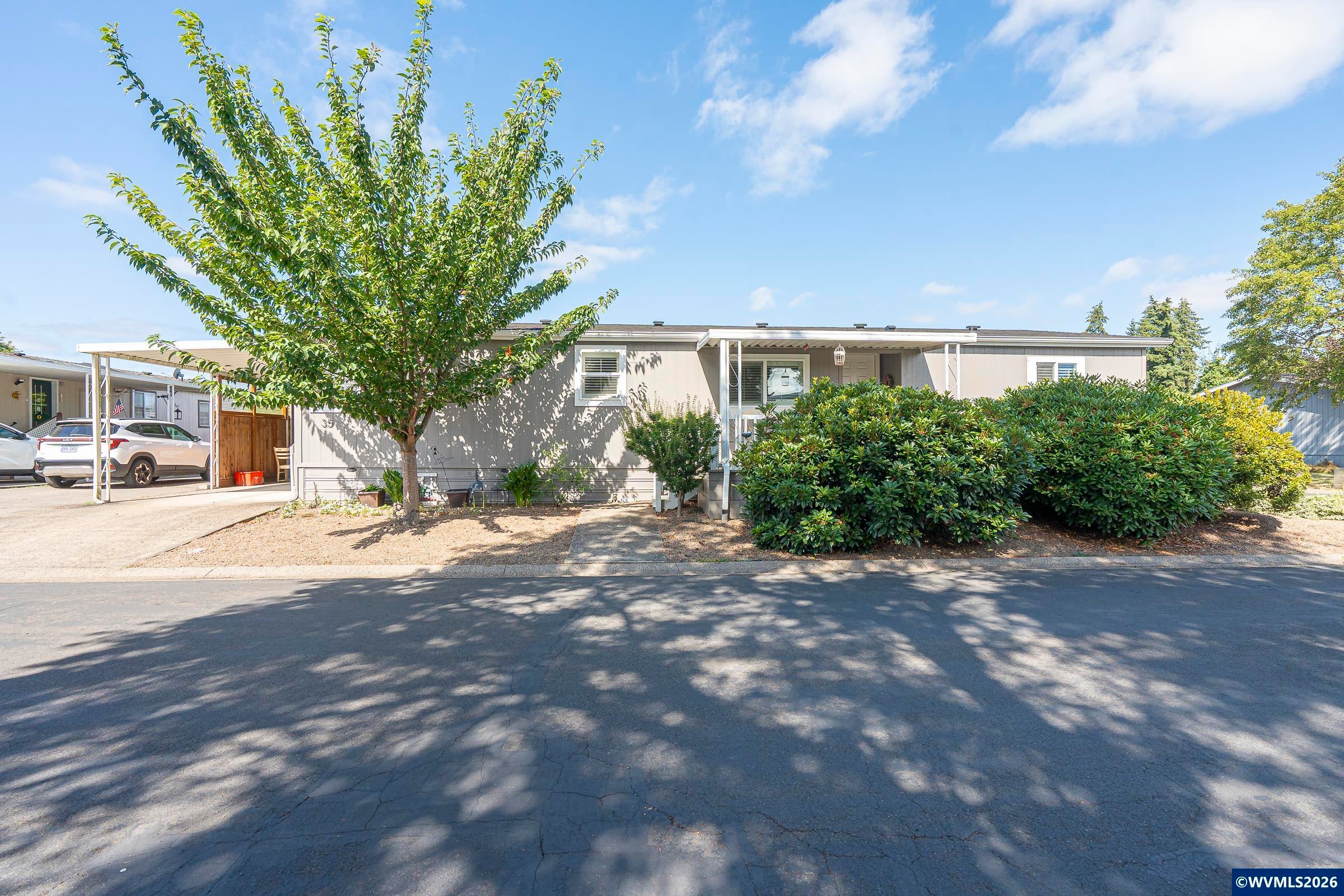 1500 Gabriela #35 Ct NE — photo