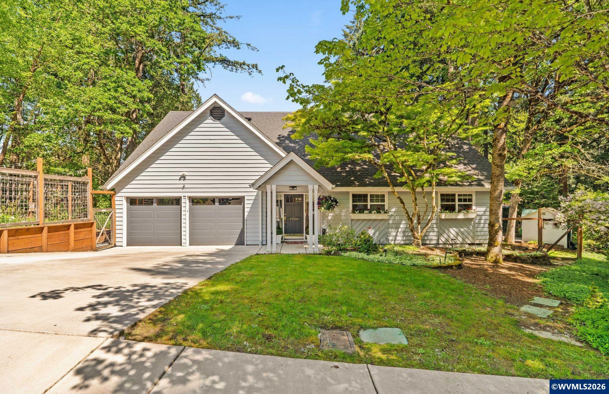 3700 NW Roosevelt Dr — photo