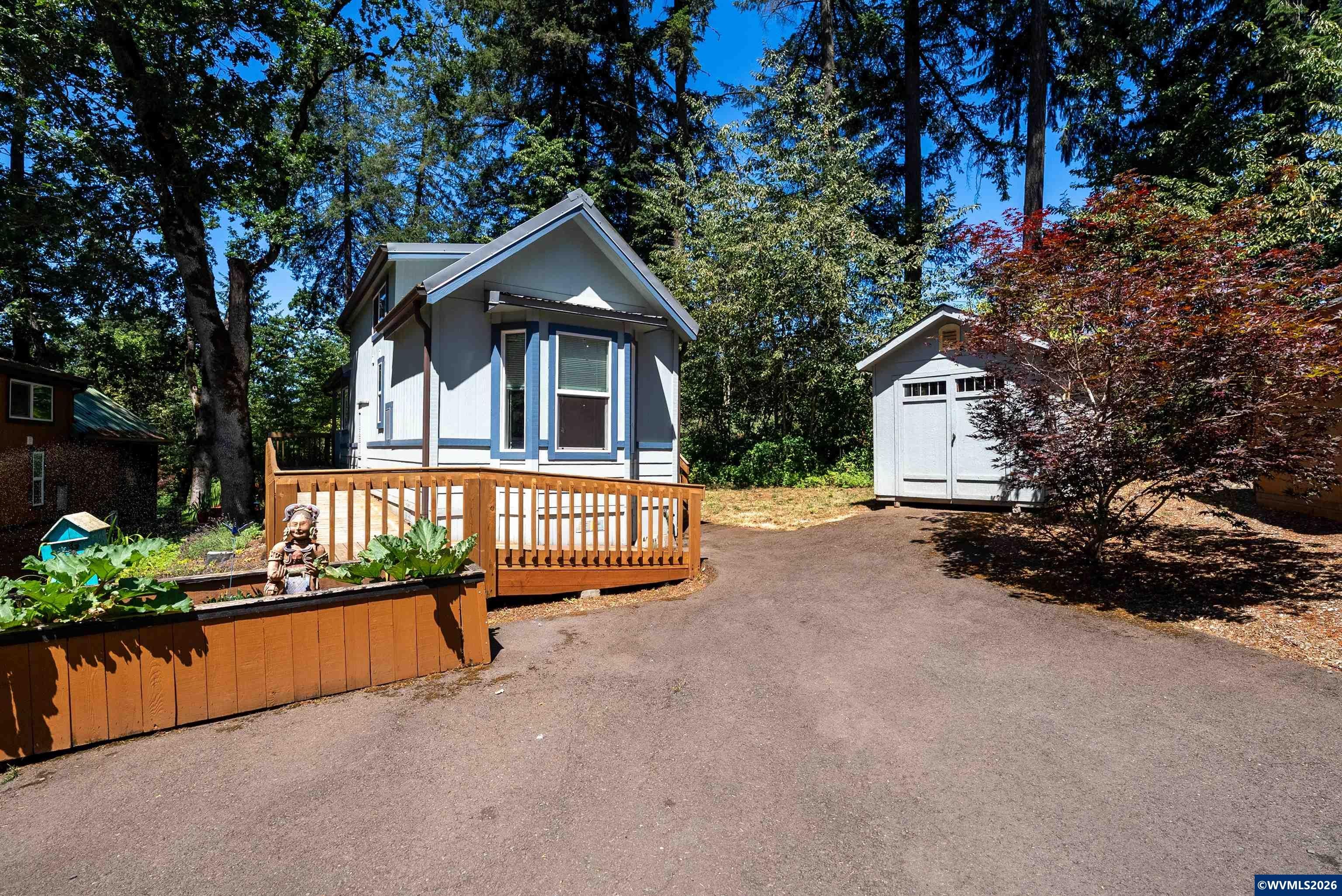 8372 Enchanted (#170) Wy SE — photo