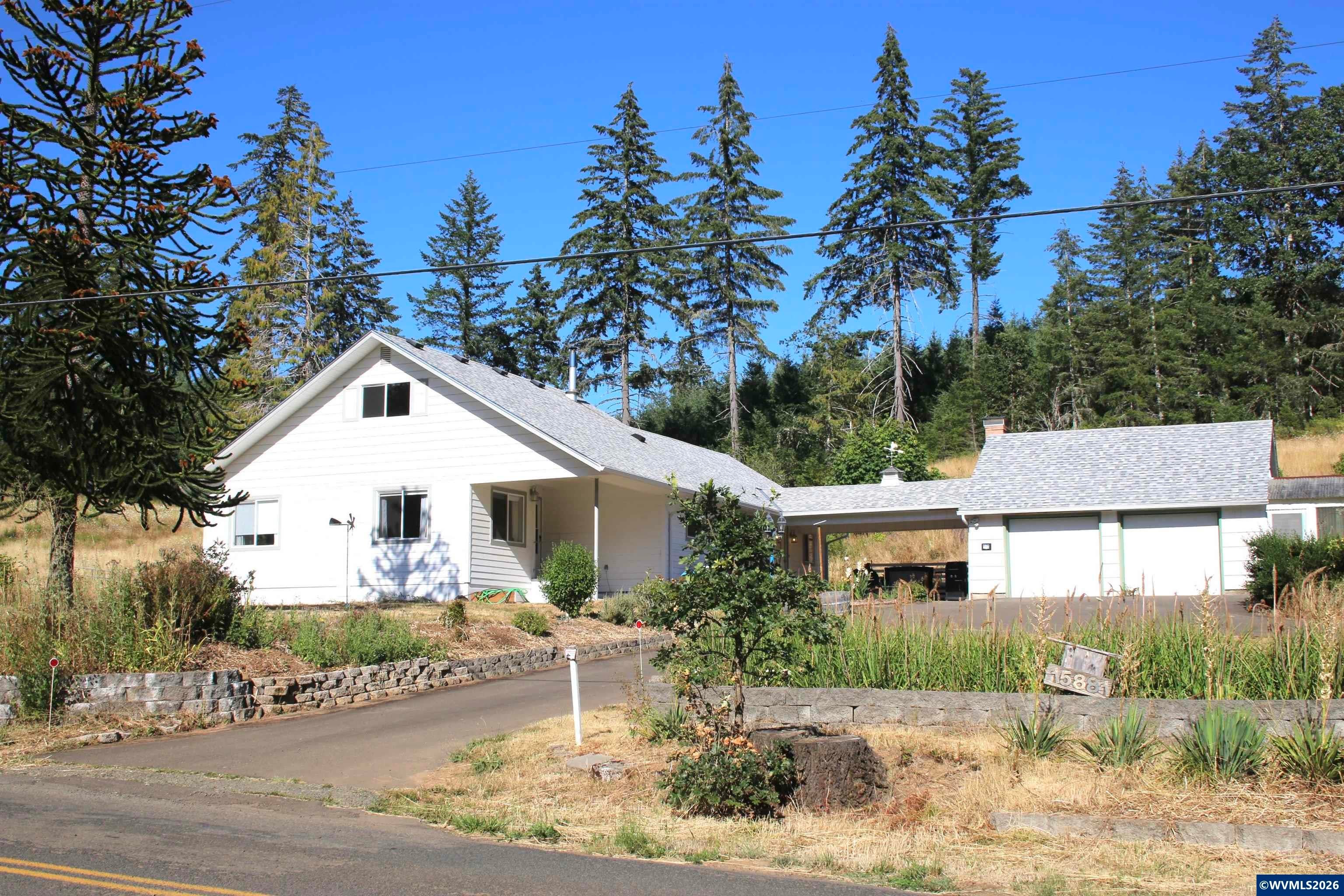 15881 SW Rock Creek Rd — photo