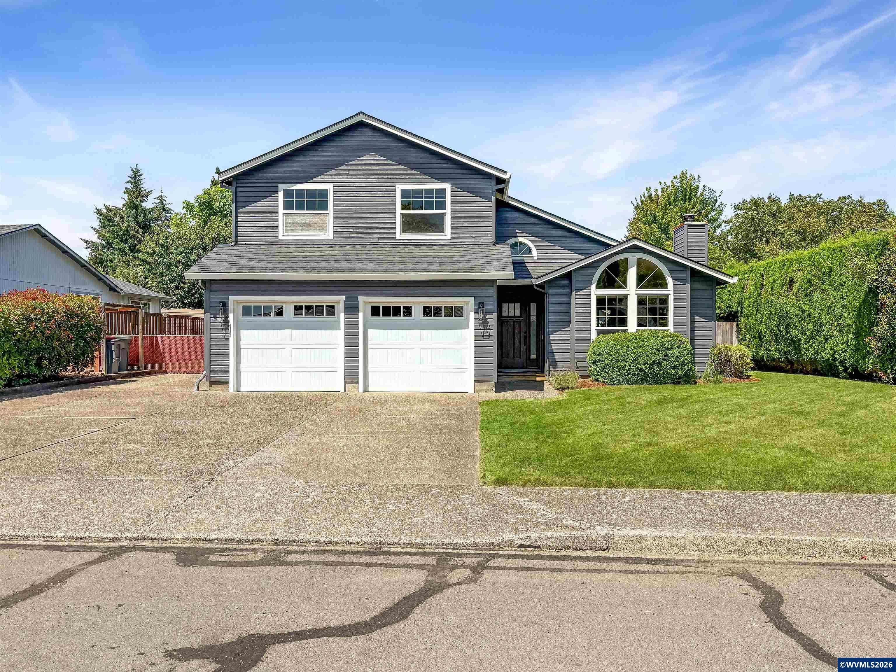 1040 SW Tall Oaks Dr — photo