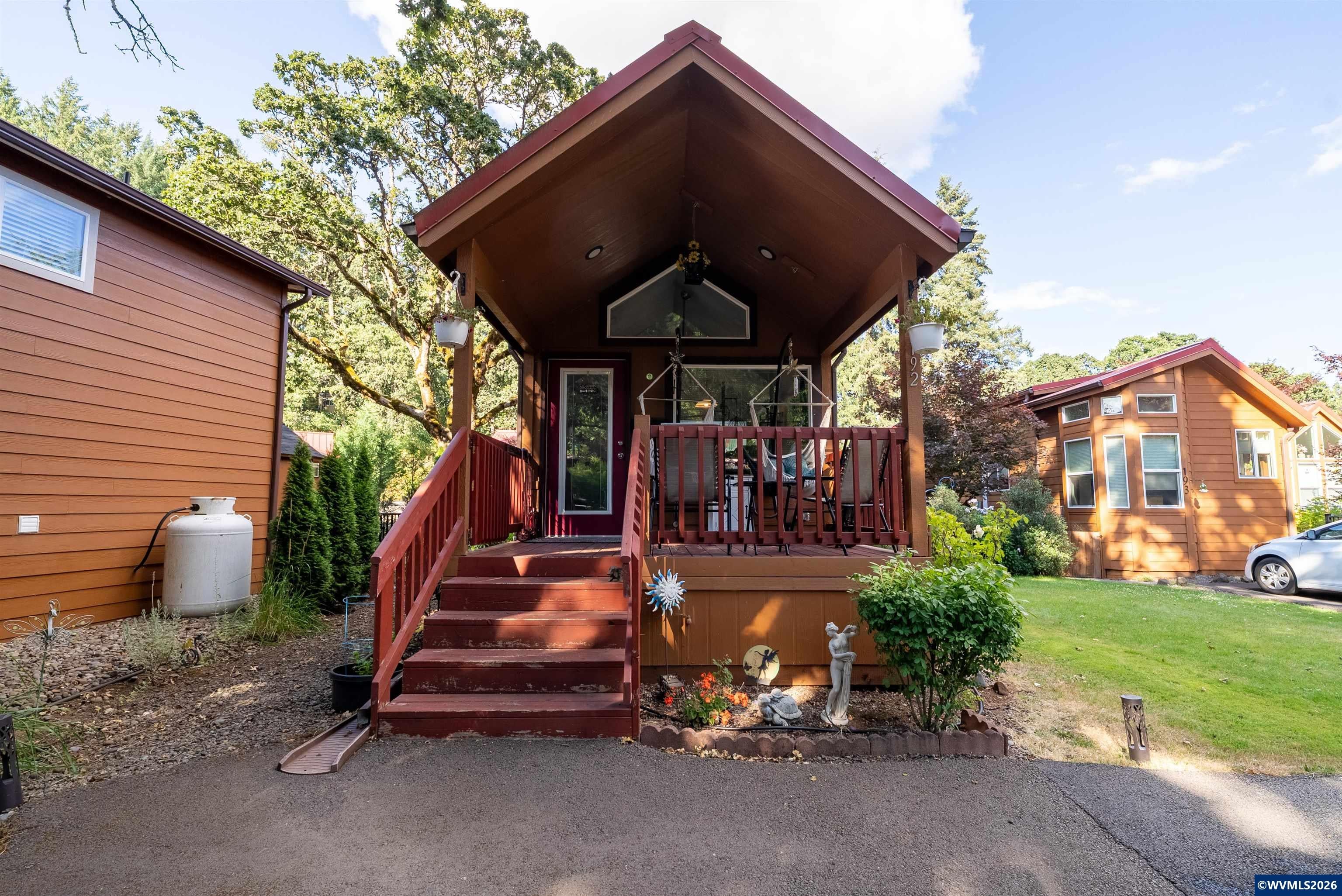8372 Enchanted (#192) Wy SE — photo