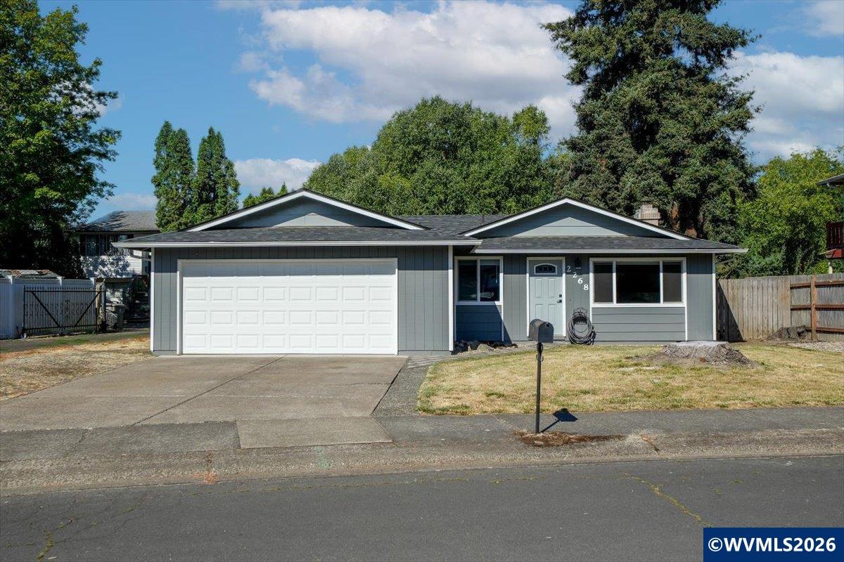 2268 Ermine St SE — photo