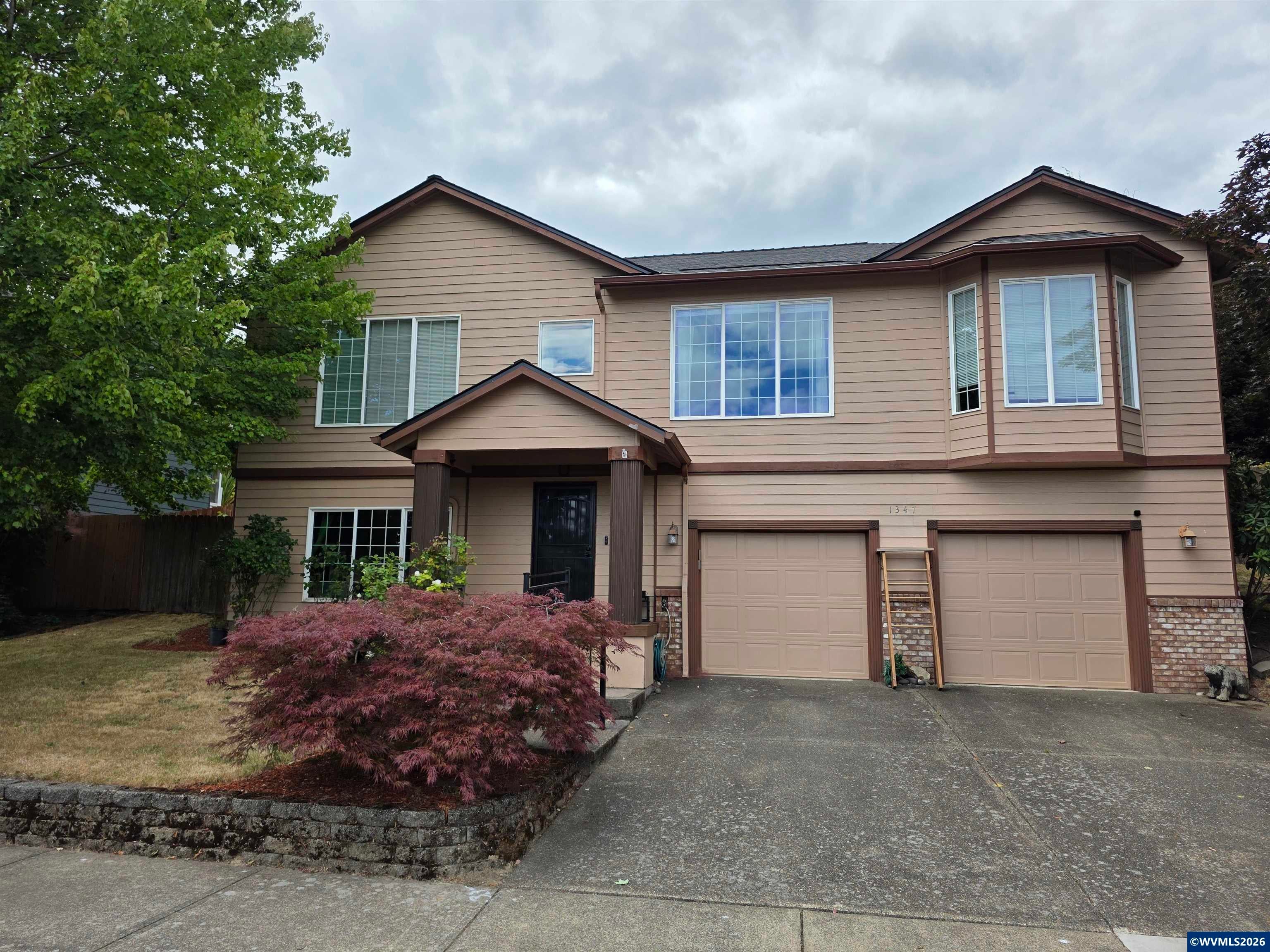 1347 Horizon Ridge Ct NE — photo