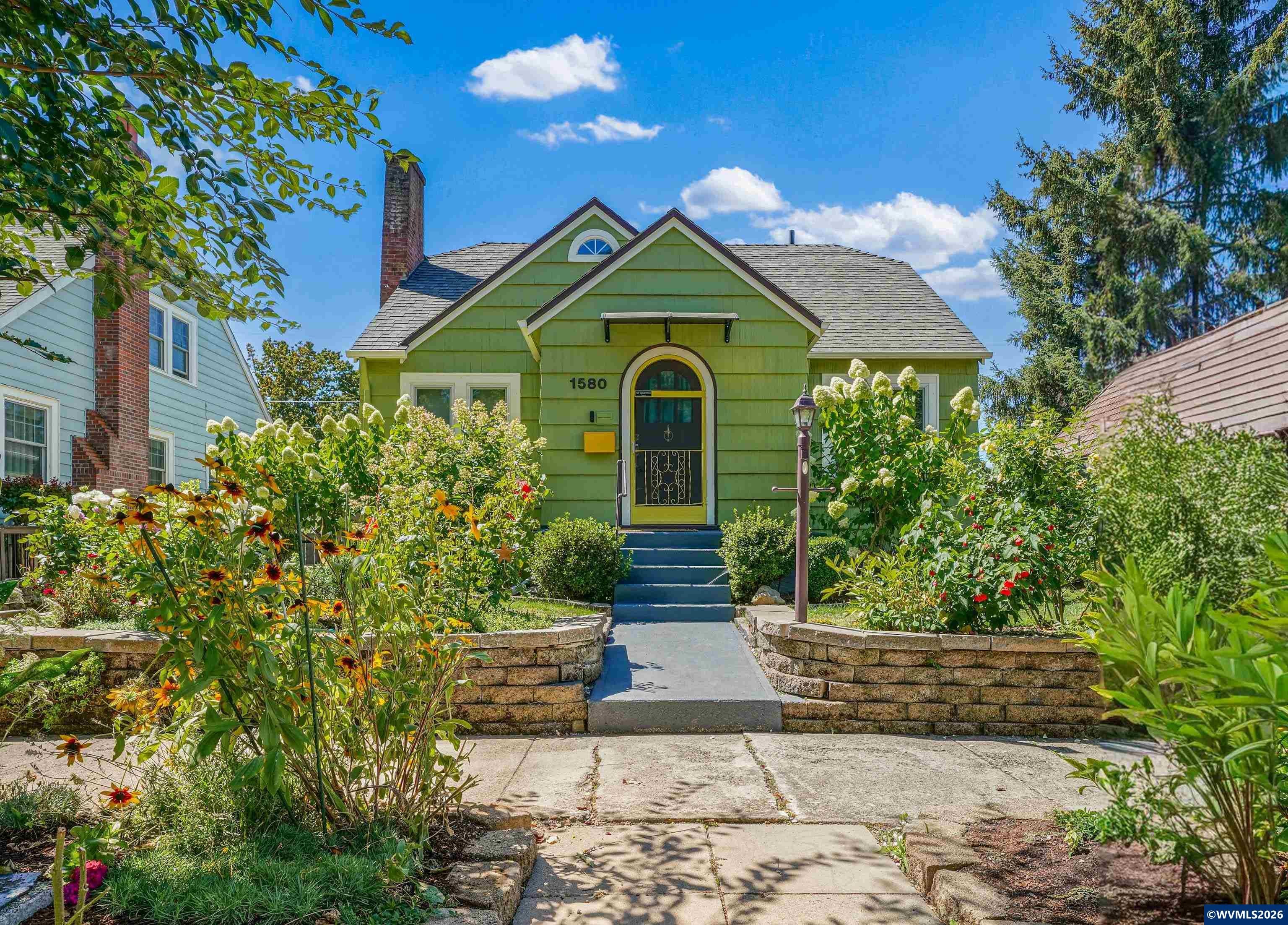 1580 Jefferson St NE — photo