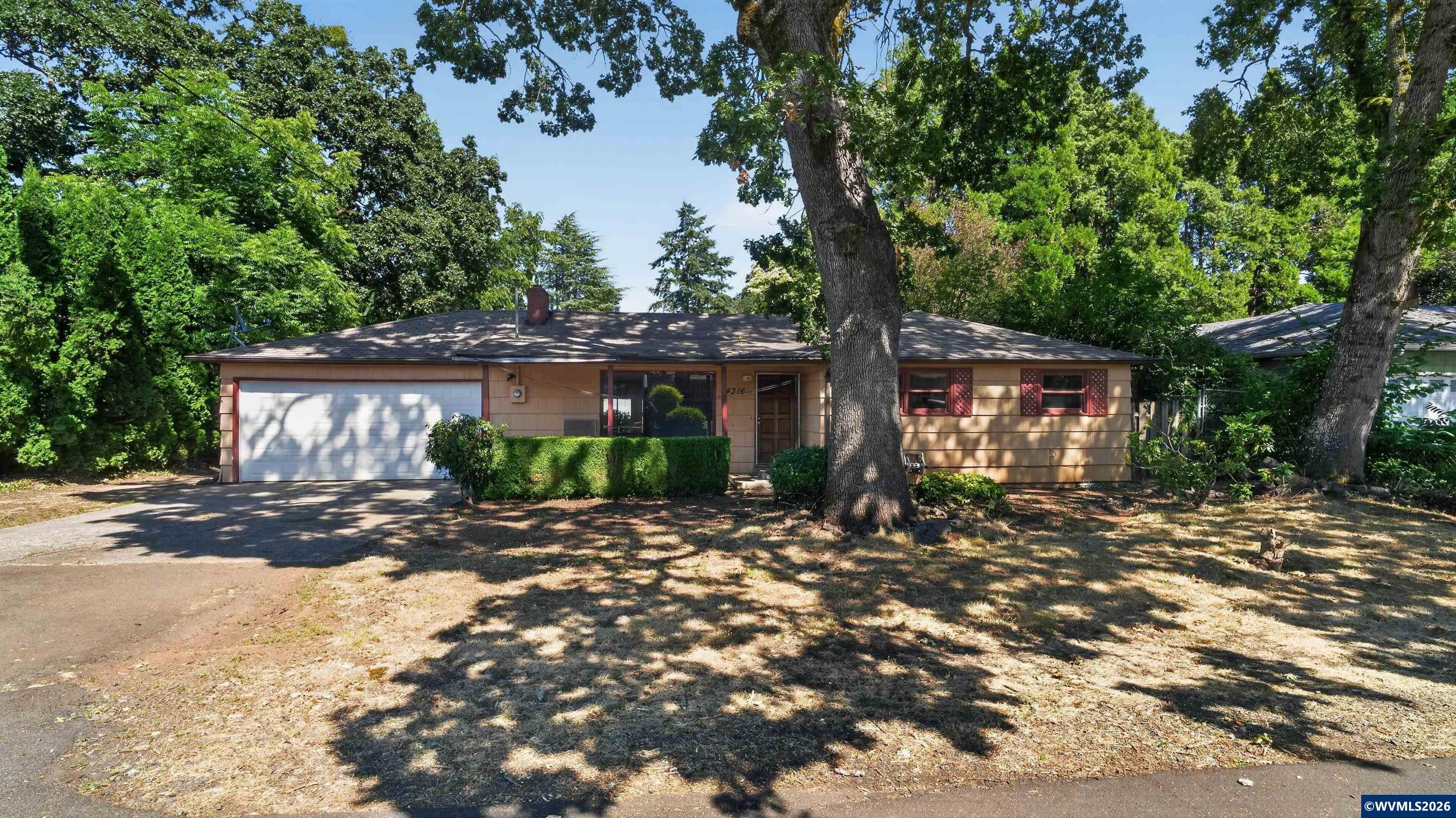 4316 10th Ct SE — photo