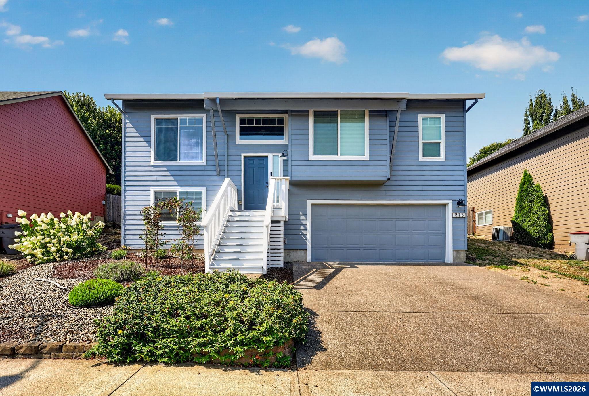 813 Joel Palmer Wy — photo