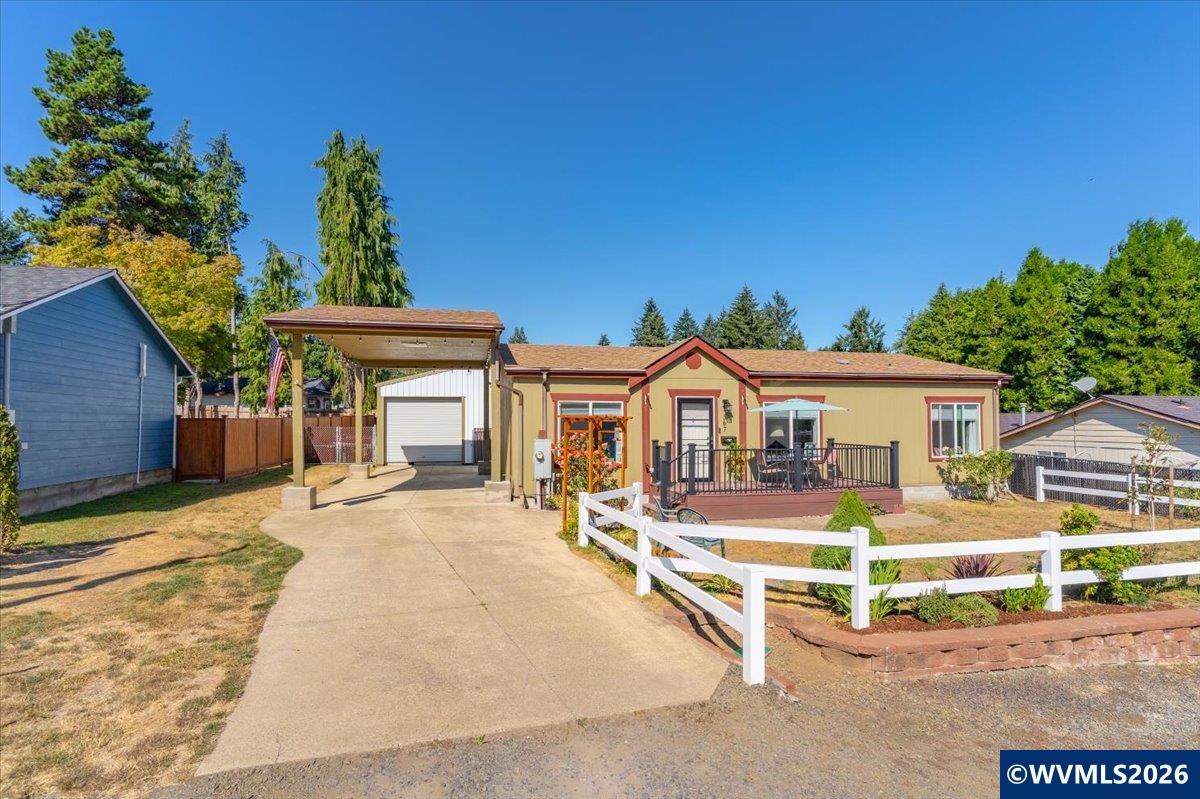 567 Cedar St, Willamina, OR 97396 — photo 3