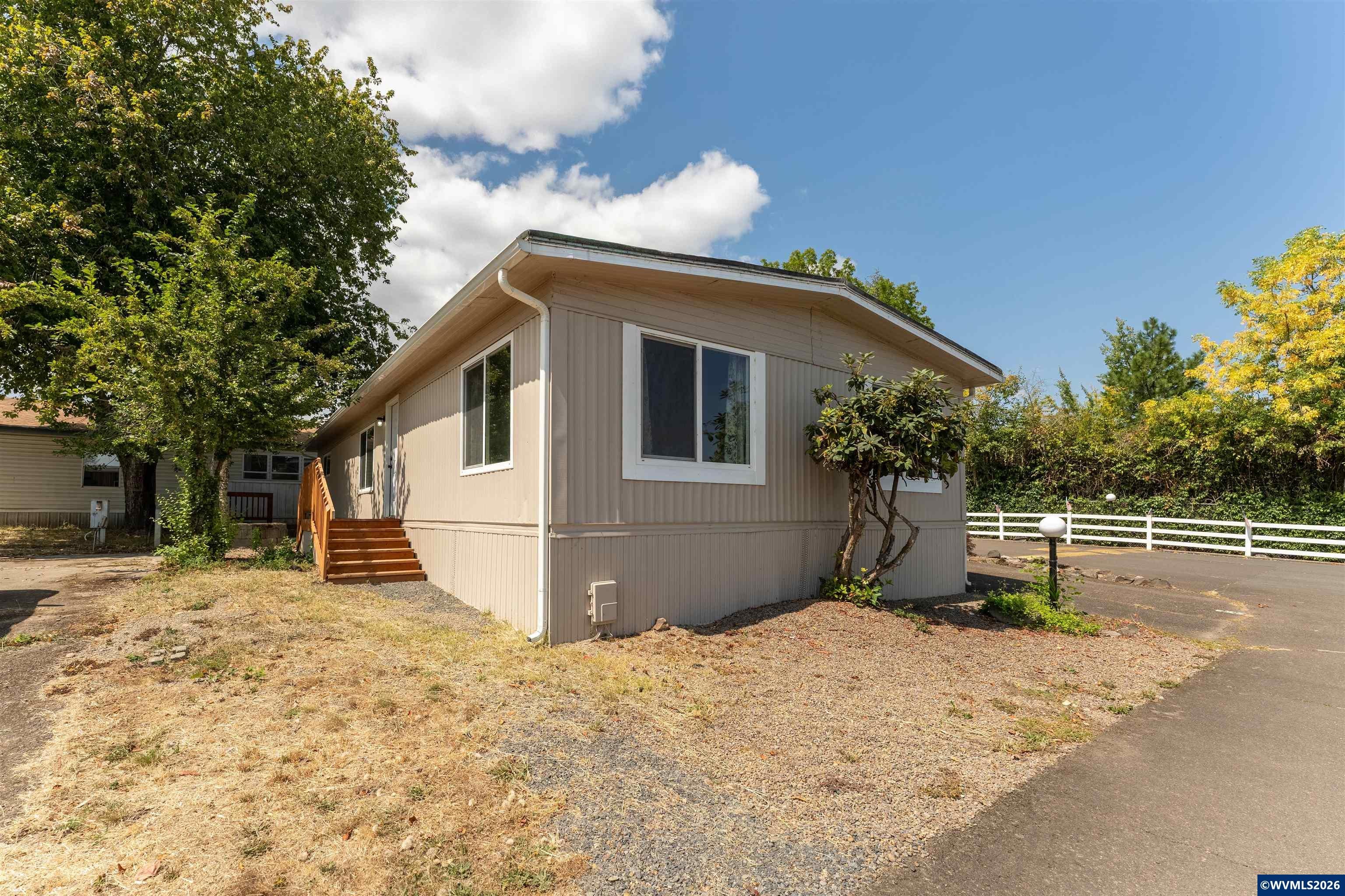 5055 NE Elliott #8 Cir — photo