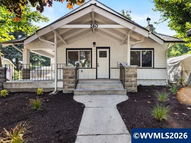 260 20th St SE — photo