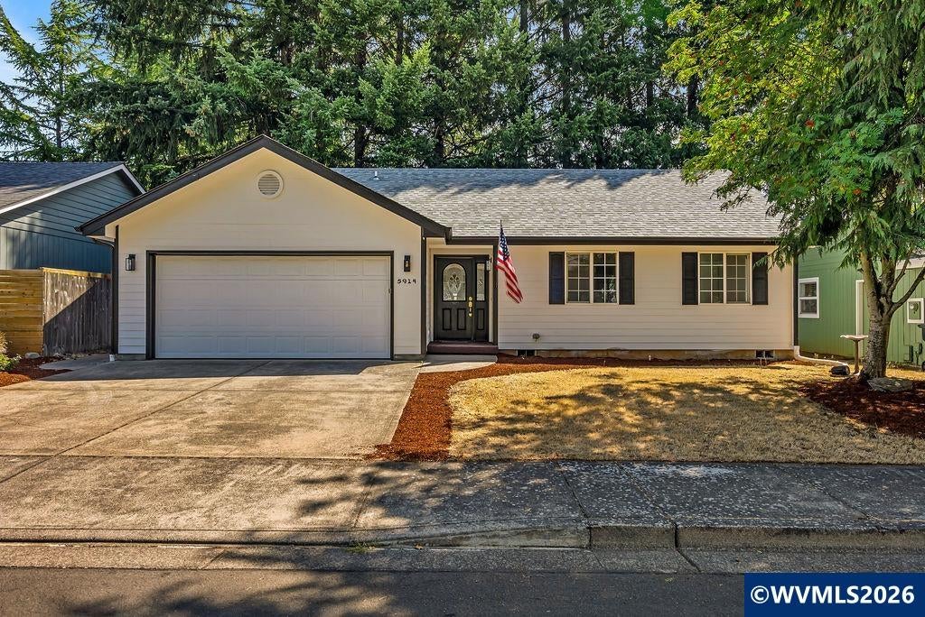 5914 Mooseberry St SE — photo