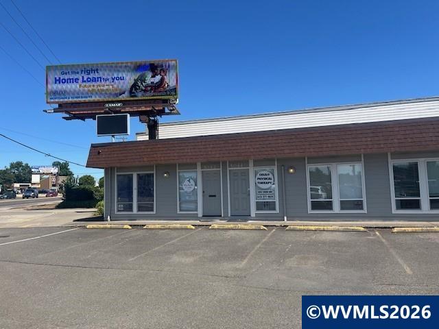 5044 Commercial St SE — photo