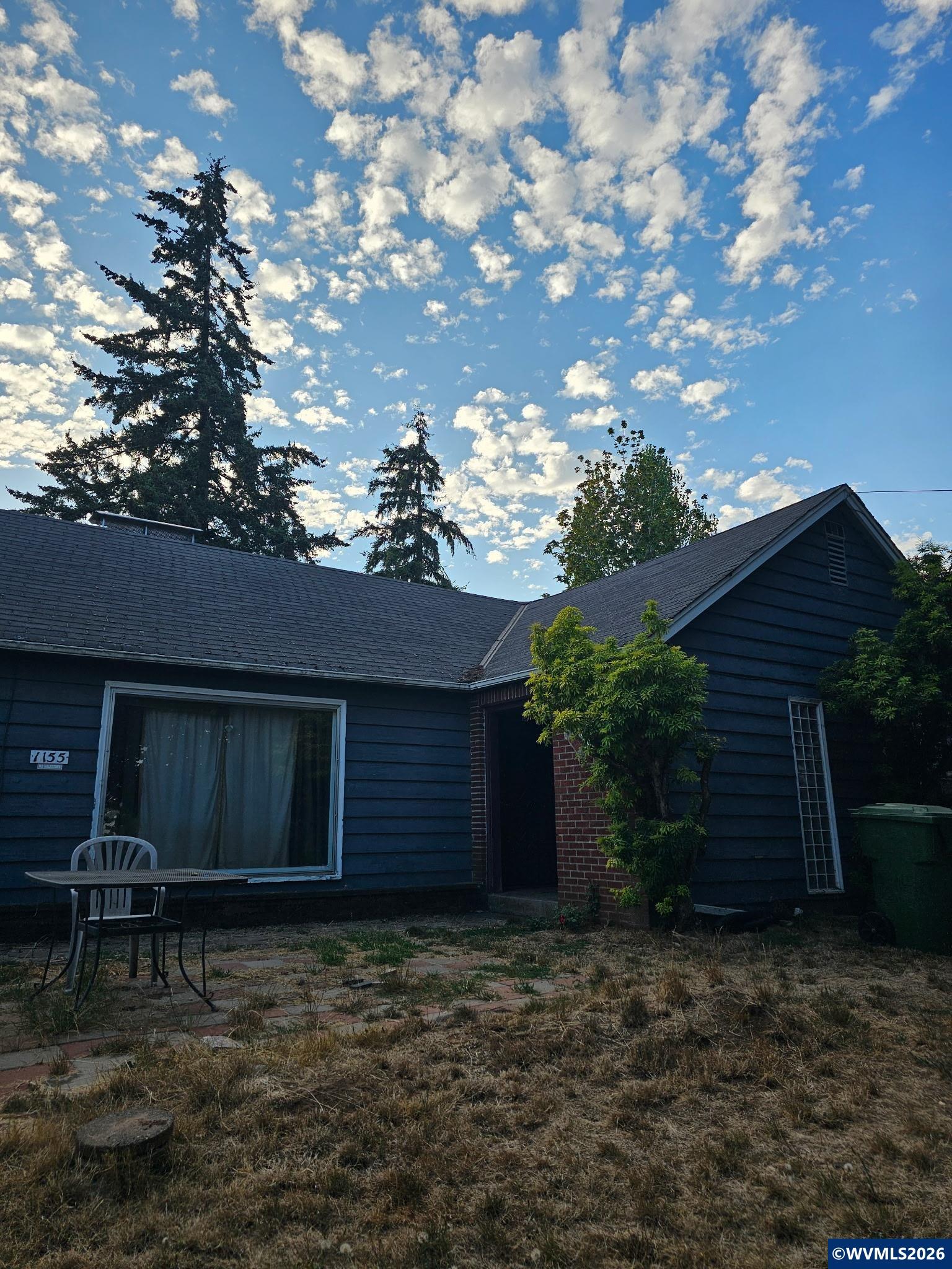 1155 Alpine Av NW — photo