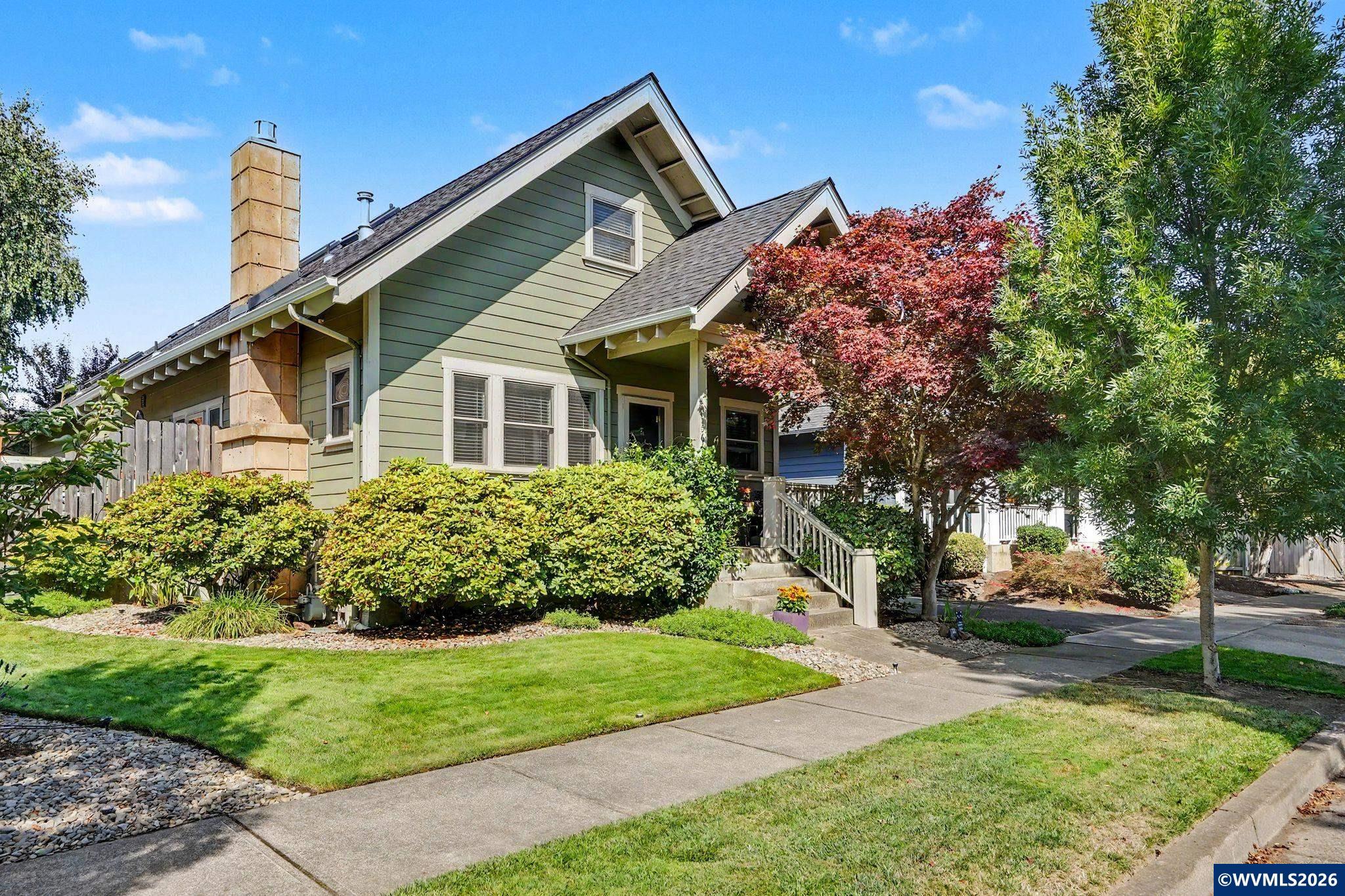566 Edwards Rd — photo