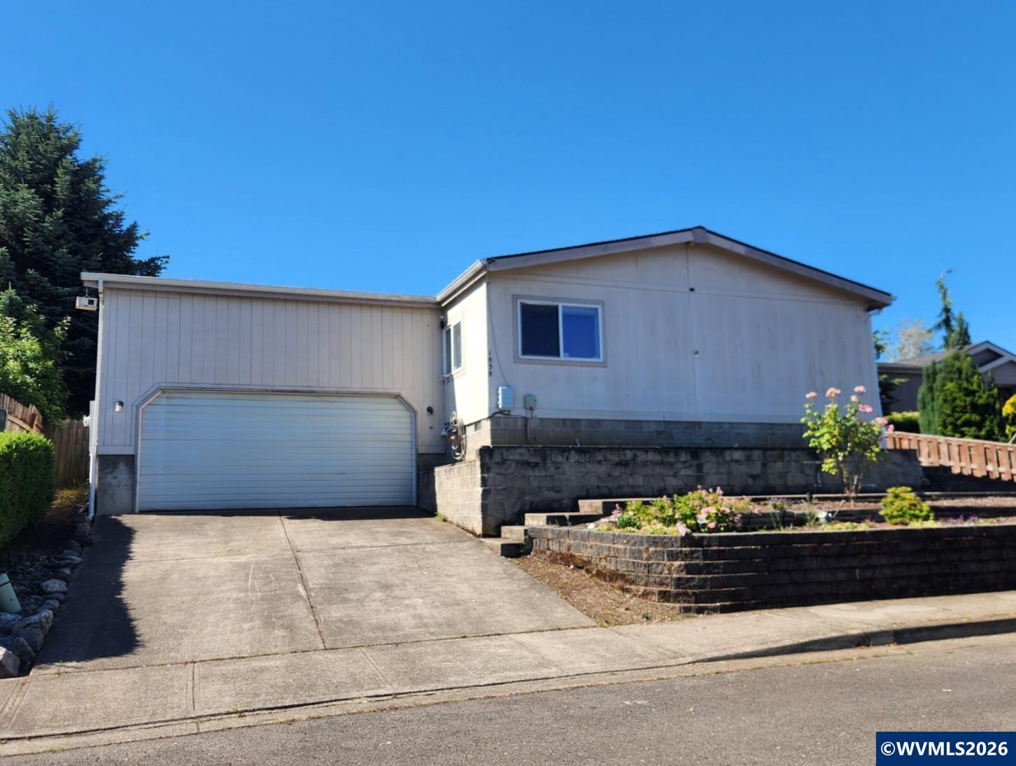 1838 Michigan City Ln NW — photo