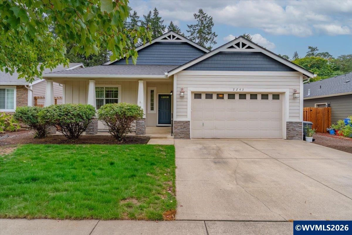 2243 Equestrian Lp SE — photo