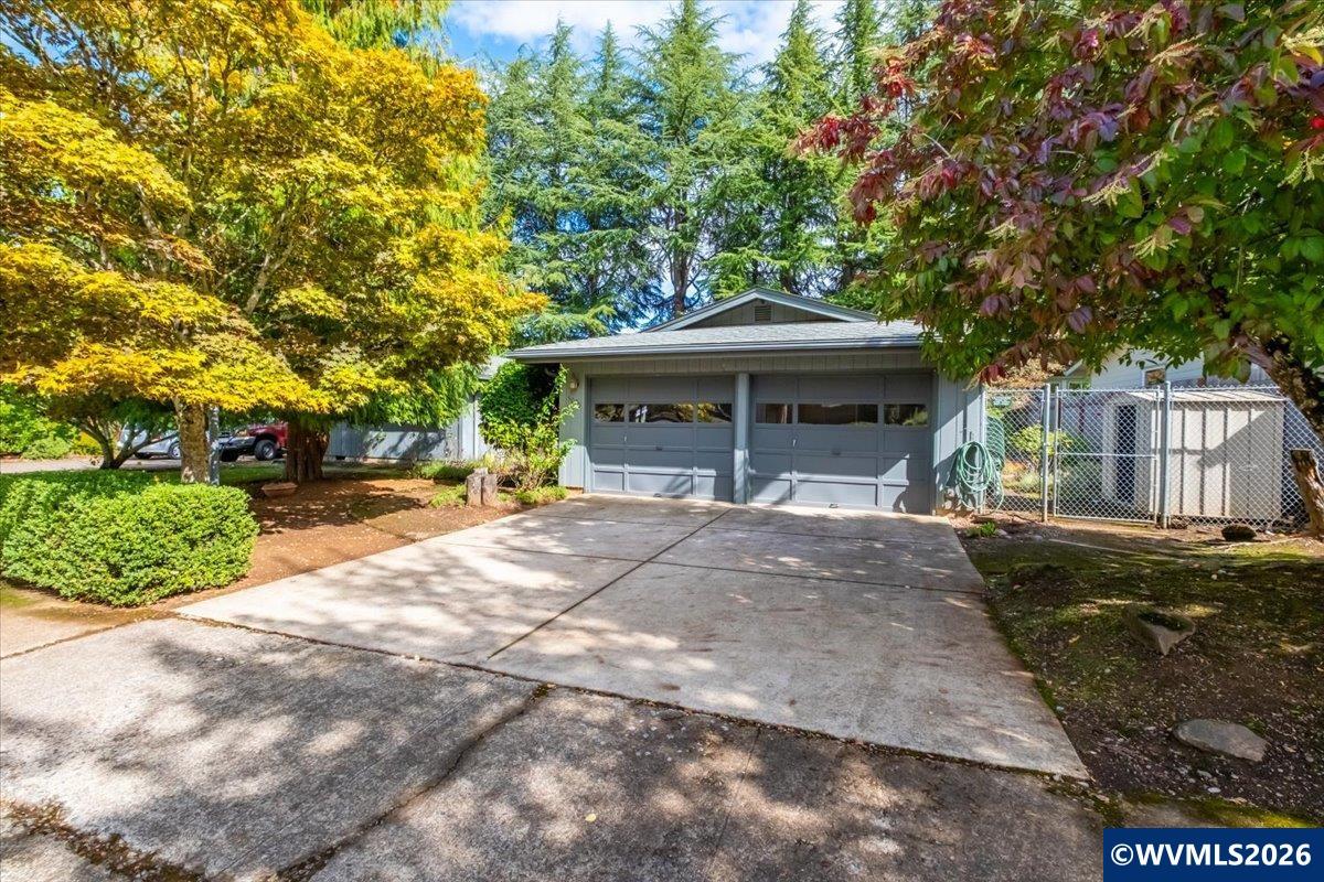 5070 10th Pl — photo