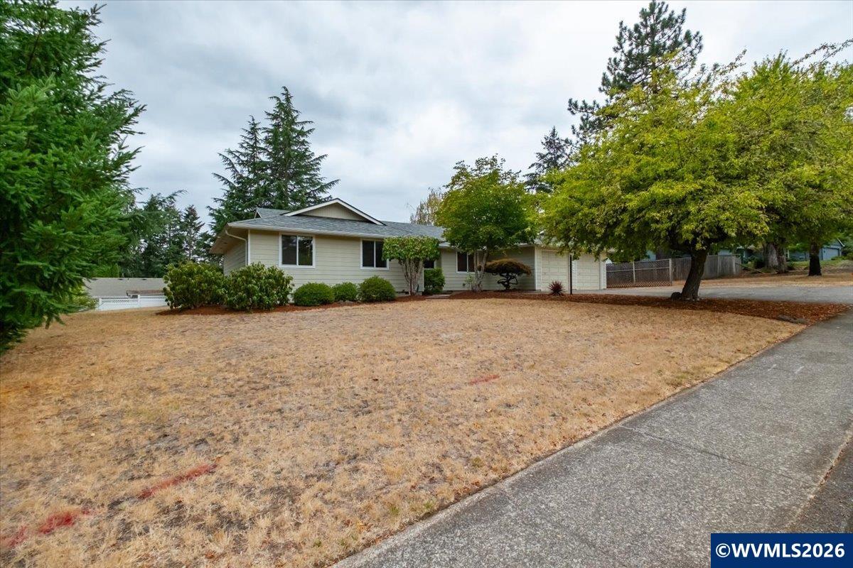 1223 SW Bridlewood Dr — photo