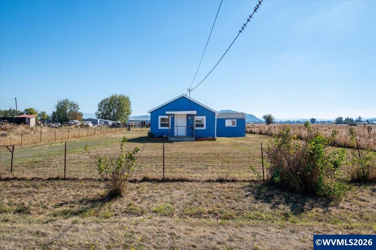 32595 Fur Rd, Lebanon, OR 97355 — photo 2