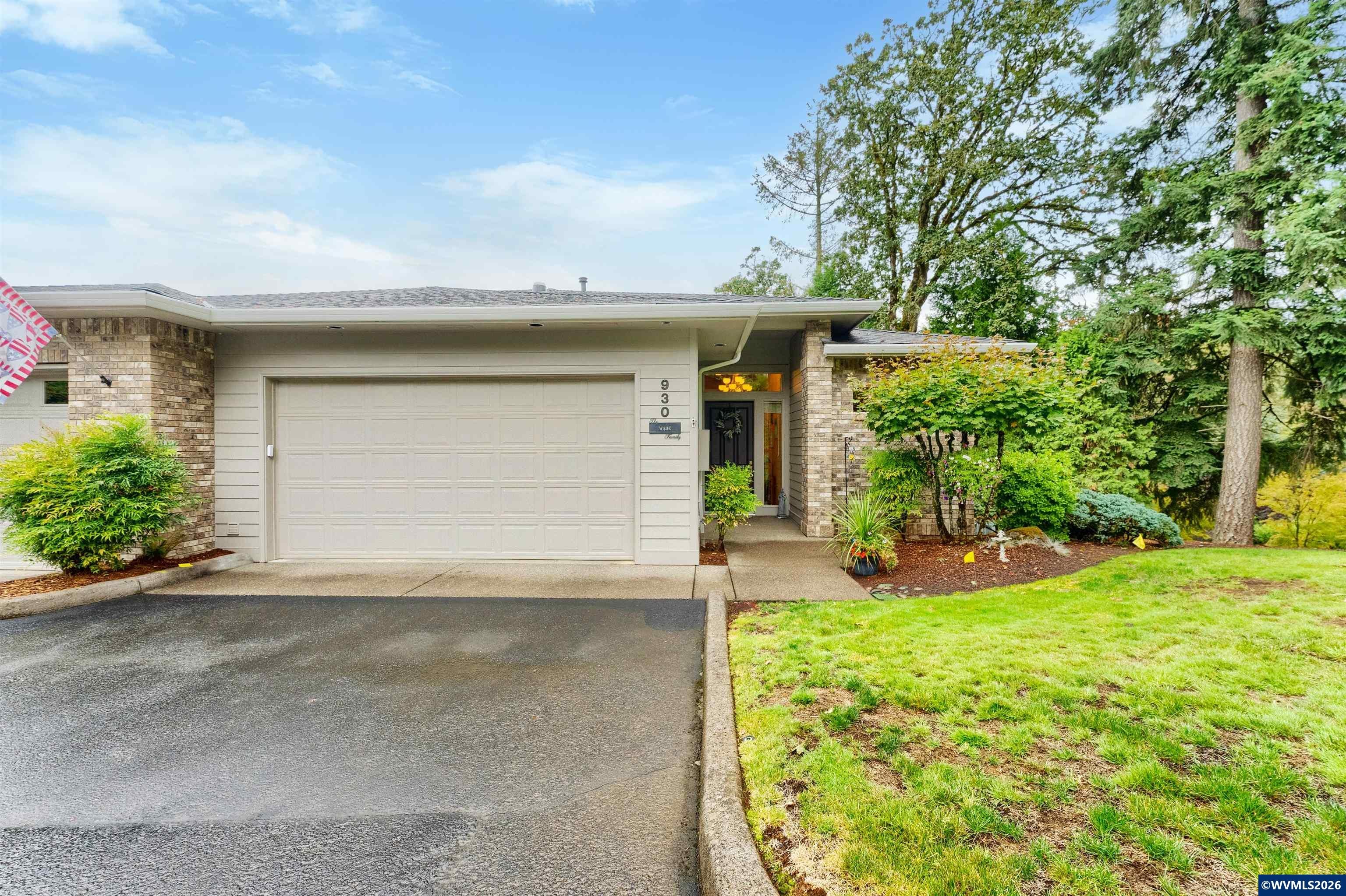930 Sahalee Ct SE — photo