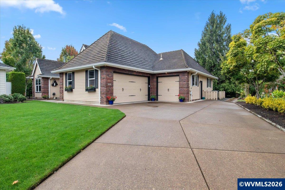 644 Casper Lp N — photo