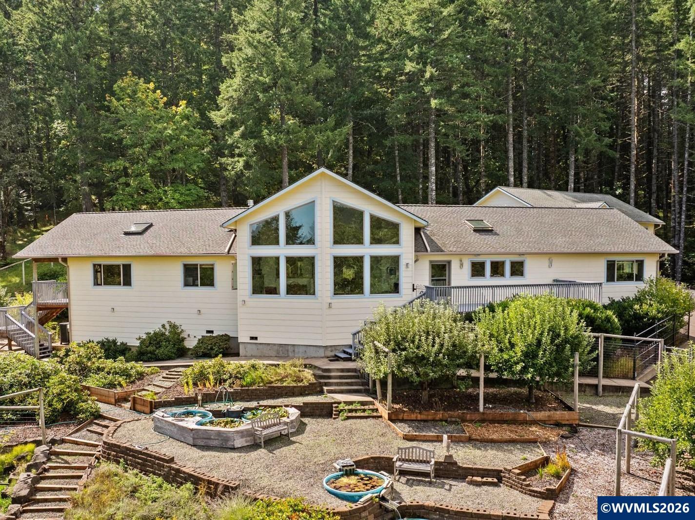 1342 NW Panorama Dr — photo