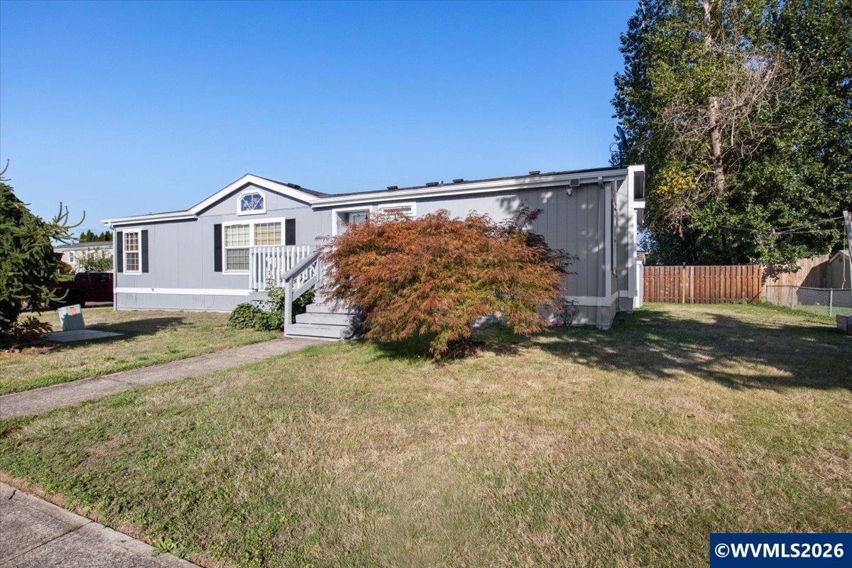 786 Hoffman Rd NE — photo