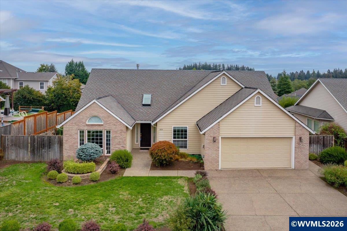 1634 Pelican Ct NW — photo