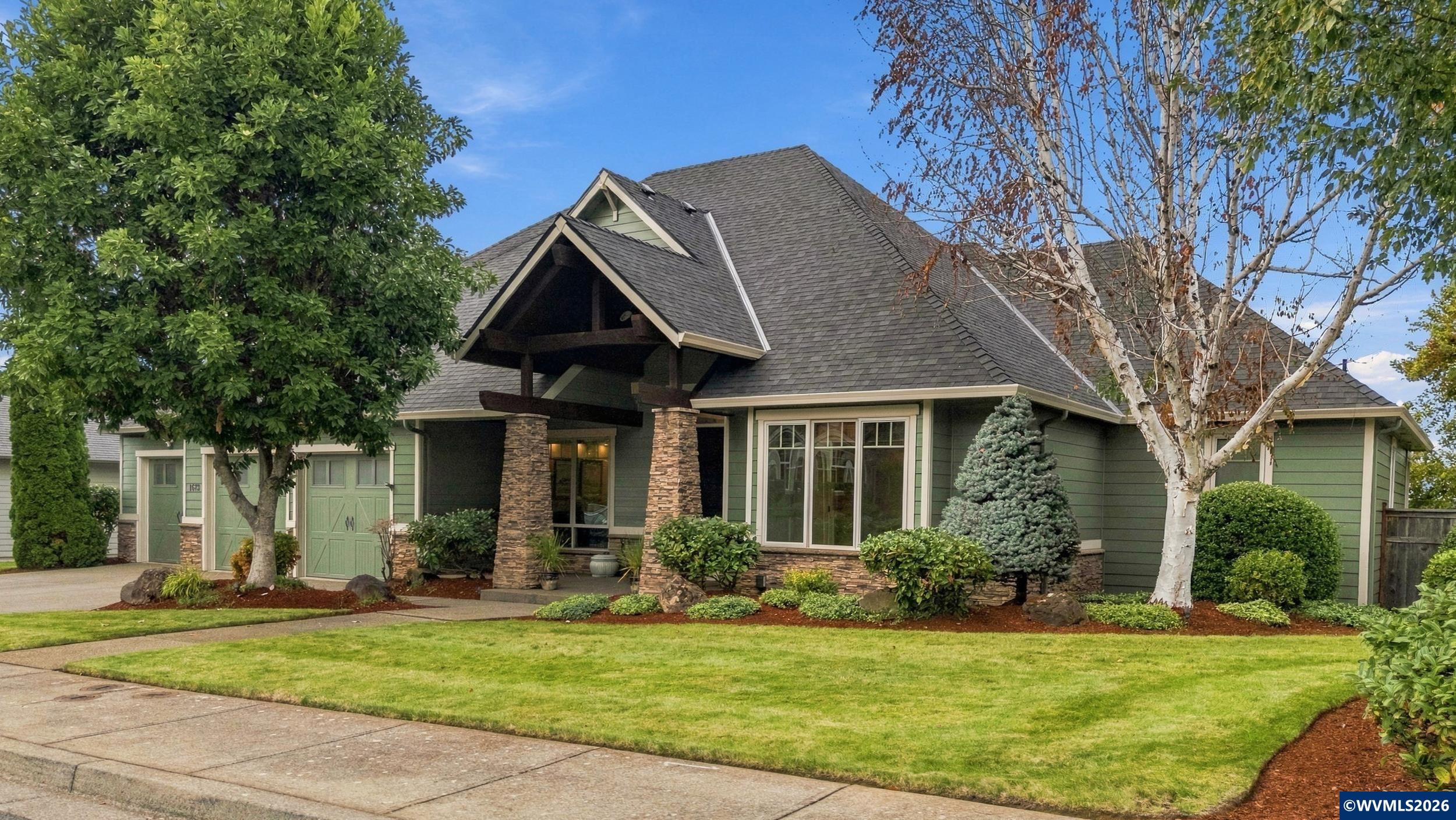 1673 Mountain Dr — photo