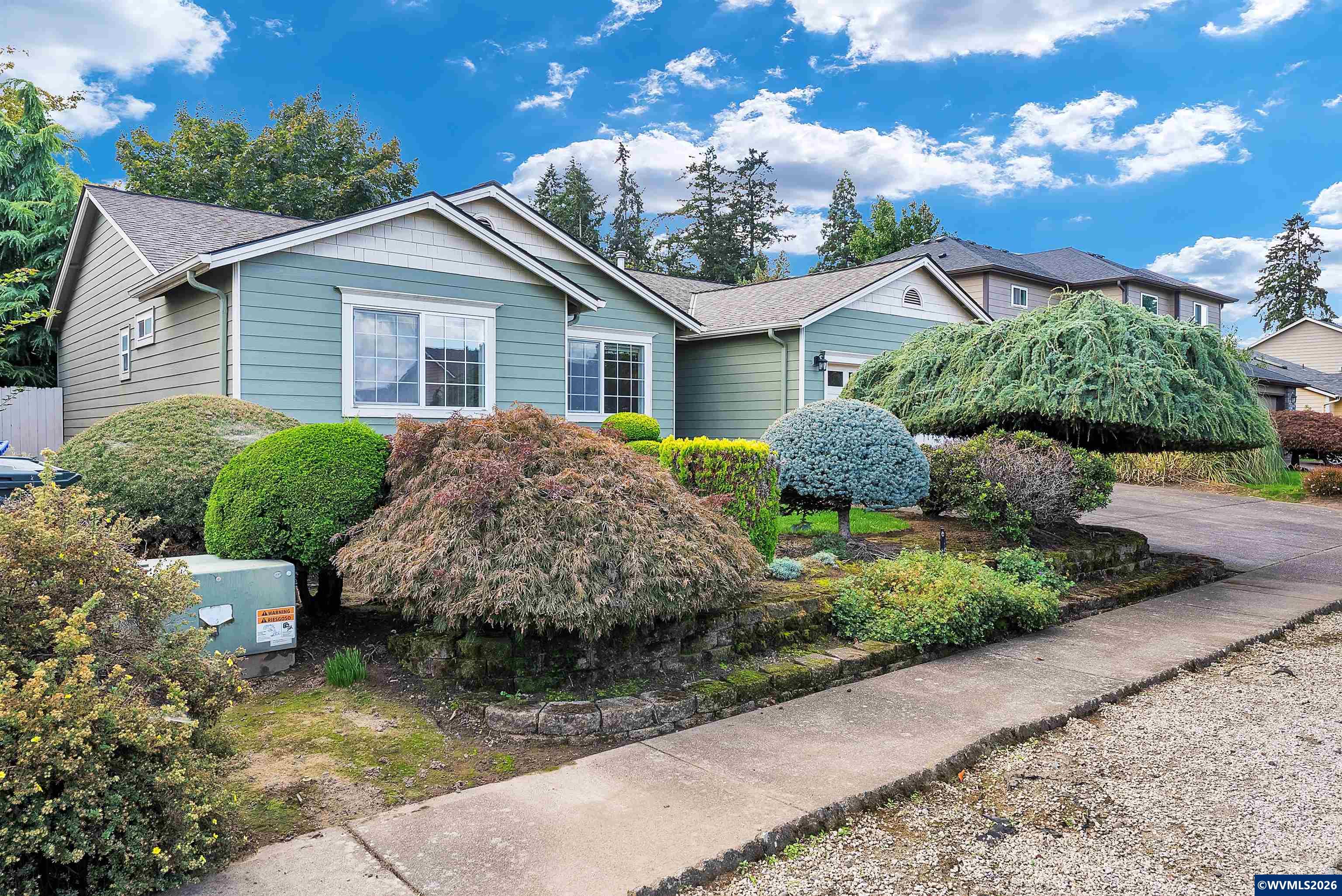 4236 Geranium Av — photo