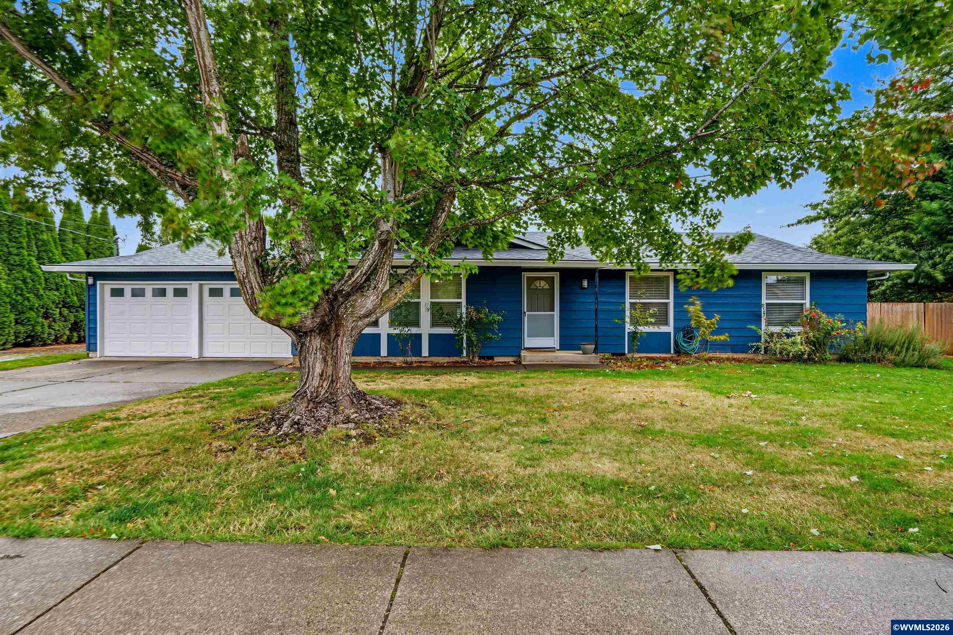 6095 McLeod Ln — photo