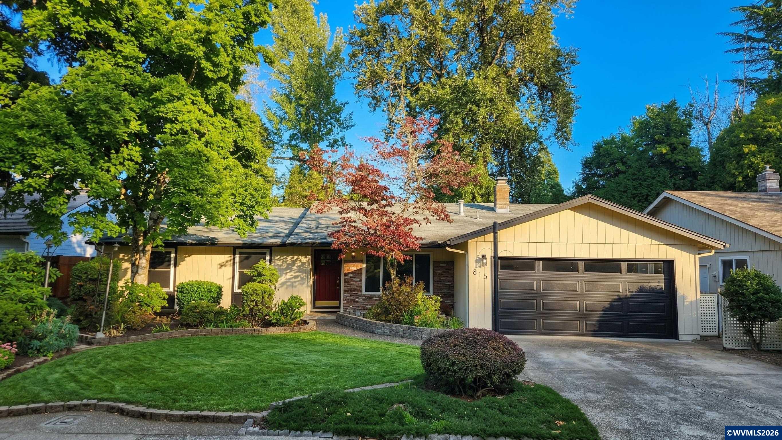 815 Valleywood Dr — photo
