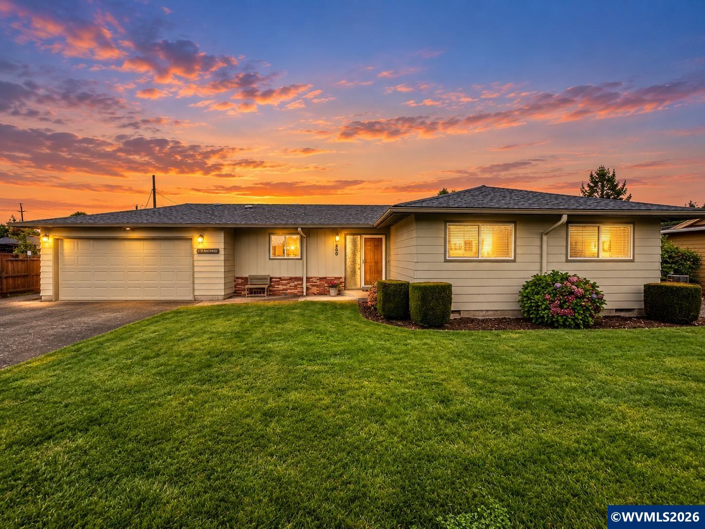 360 View Ln — photo