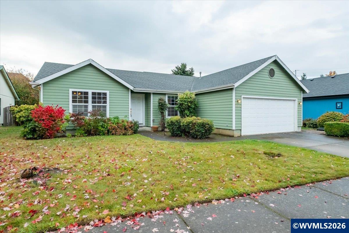 623 Nicholas Dr, Springfield, OR 97477 — photo 2