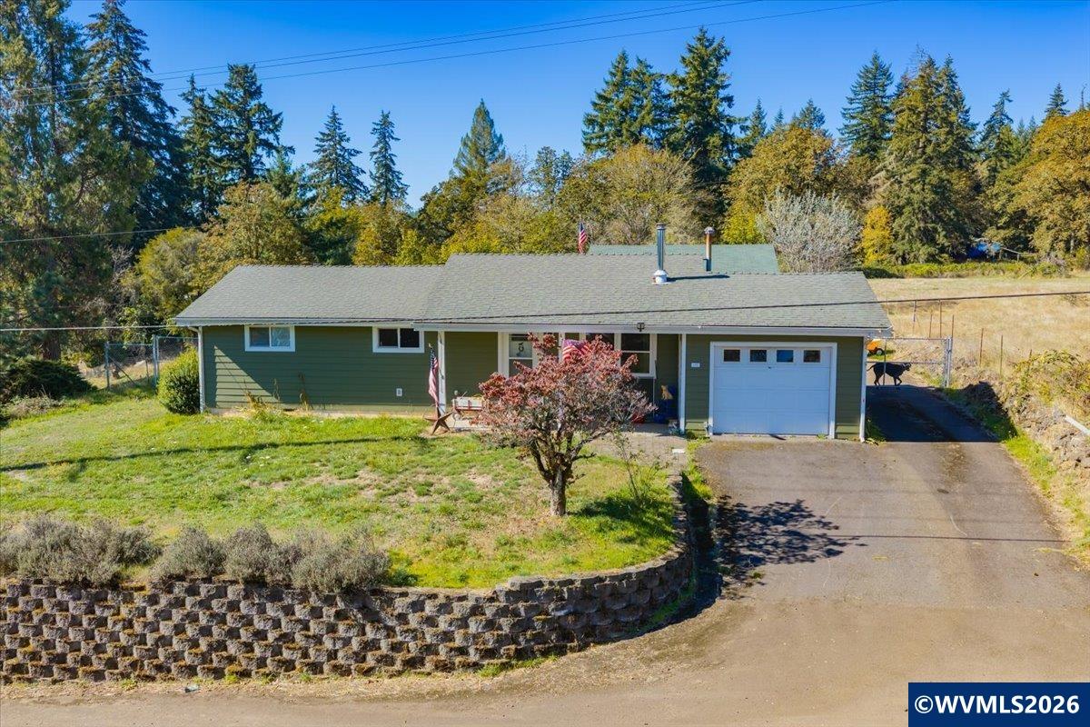 1037 Pleasant Valley Rd — photo