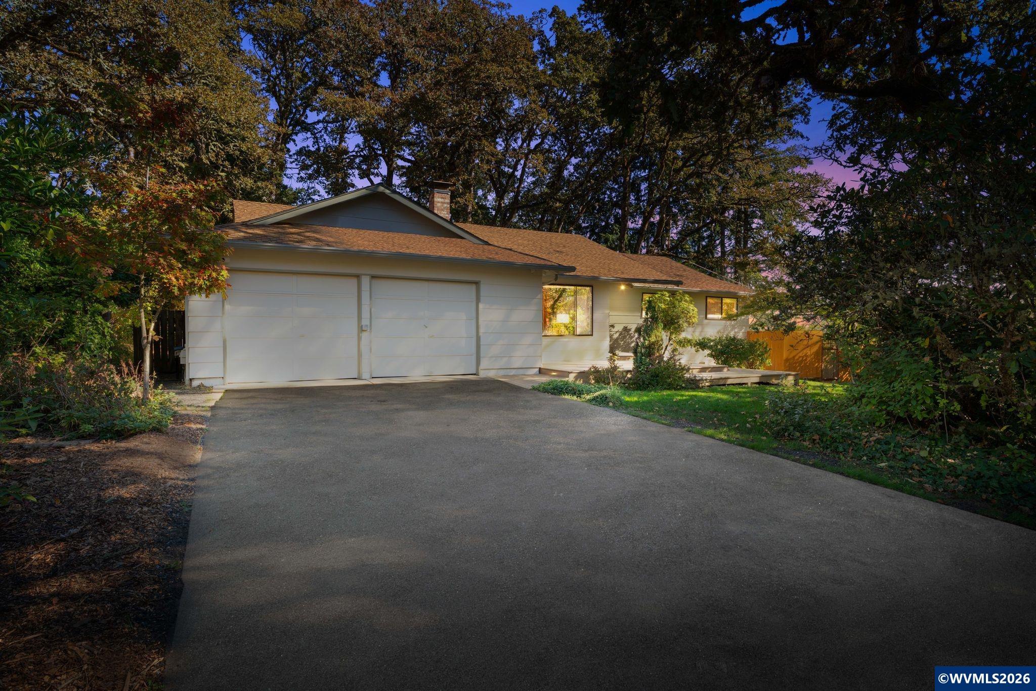 4180 SW Fairhaven Dr — photo