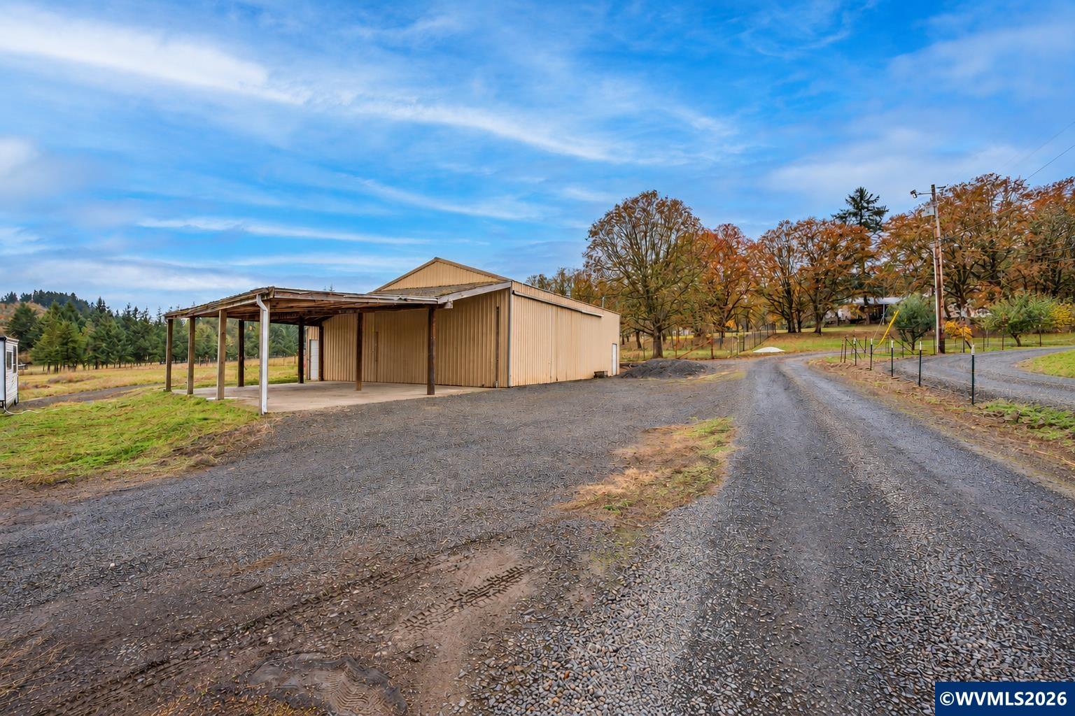 32300 Hidden Valley Rd, Lebanon, OR 97355 — photo 3