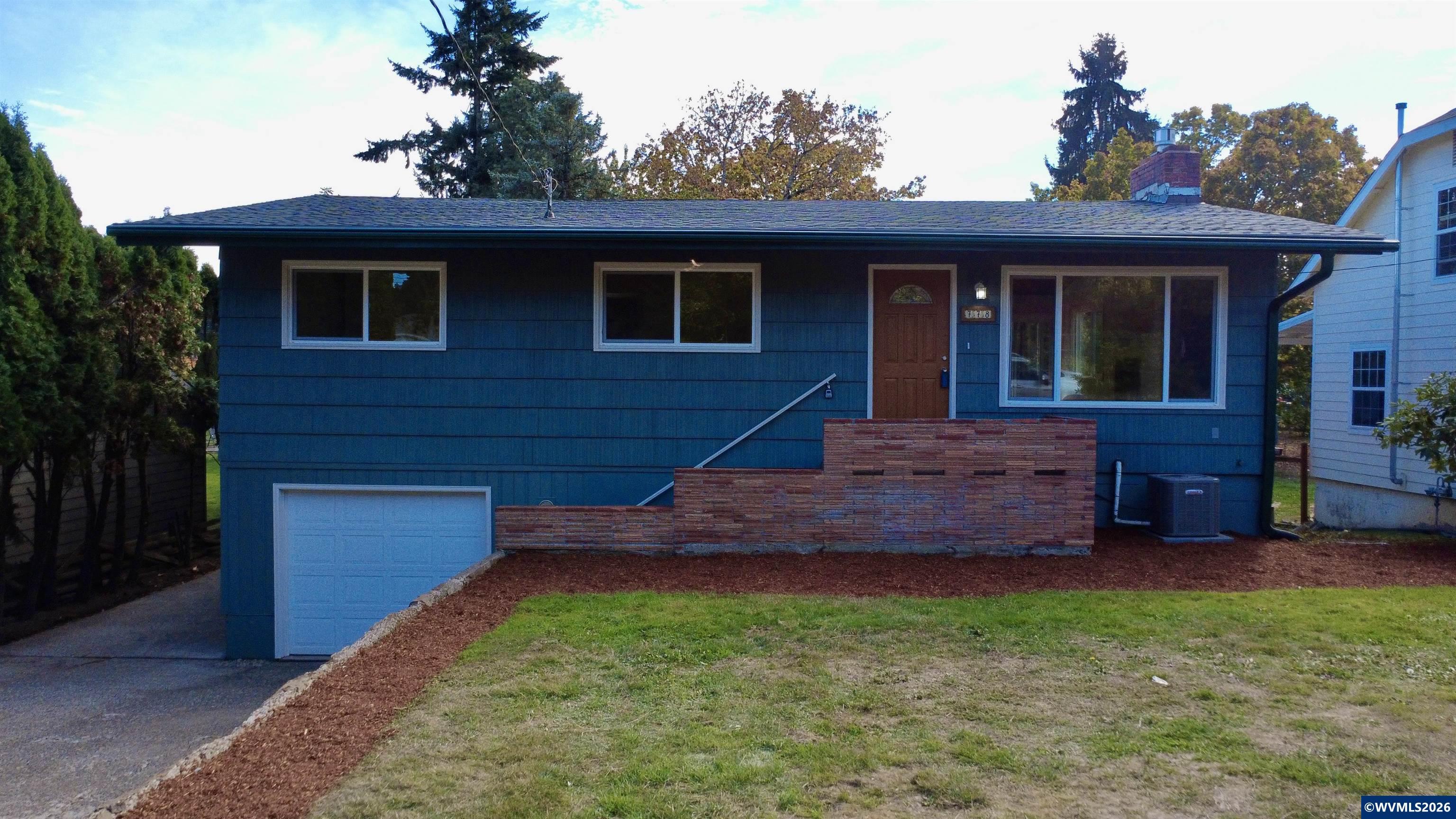778 Browning Av — photo
