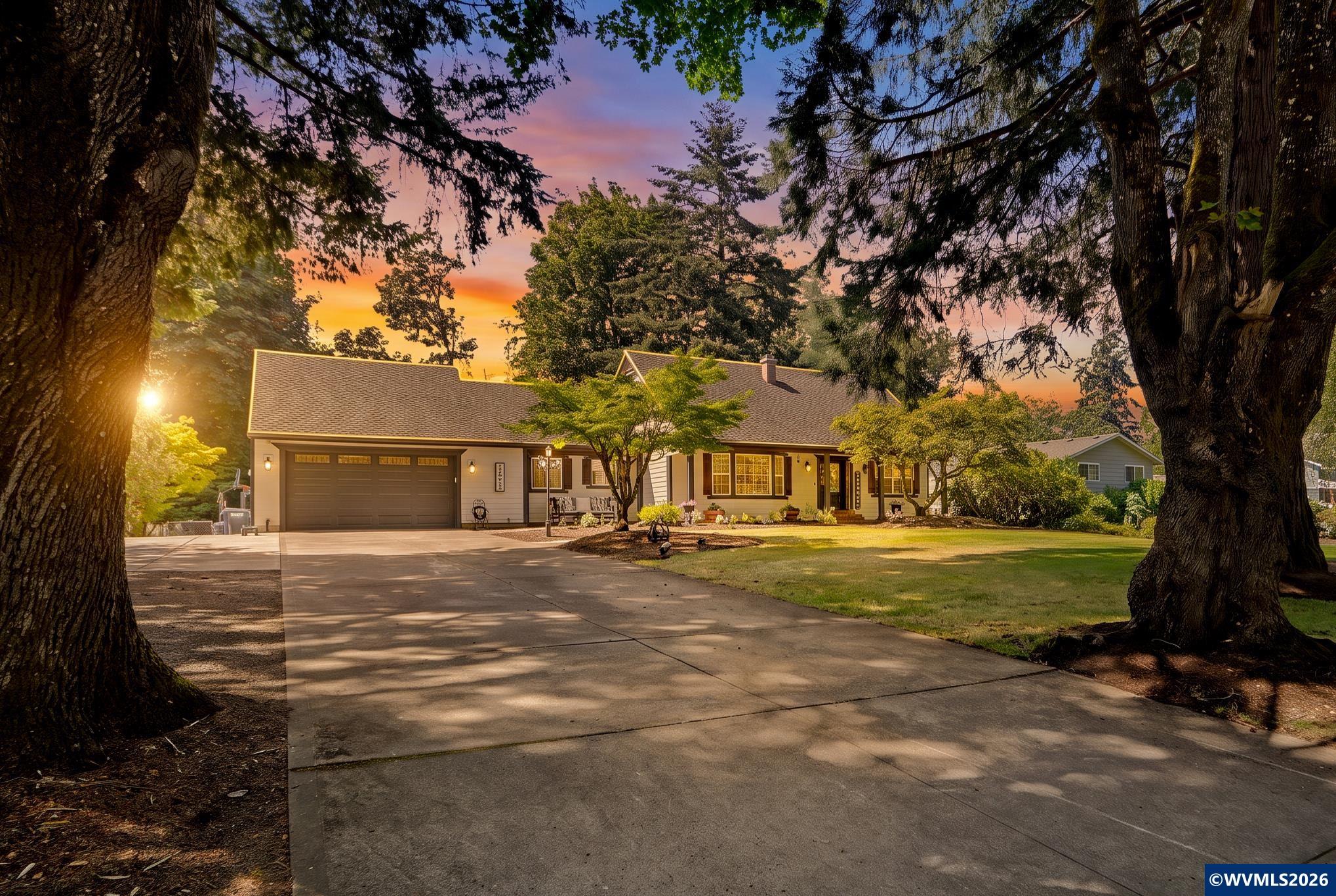 3845 Rivercrest Dr — photo