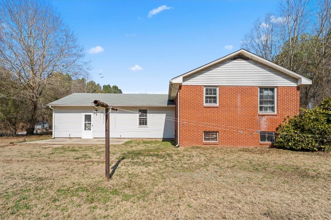 10401 Carriage Rd — photo
