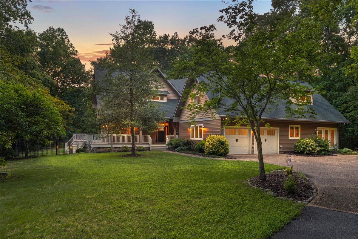 8908 Thomas Higgs Ct — photo