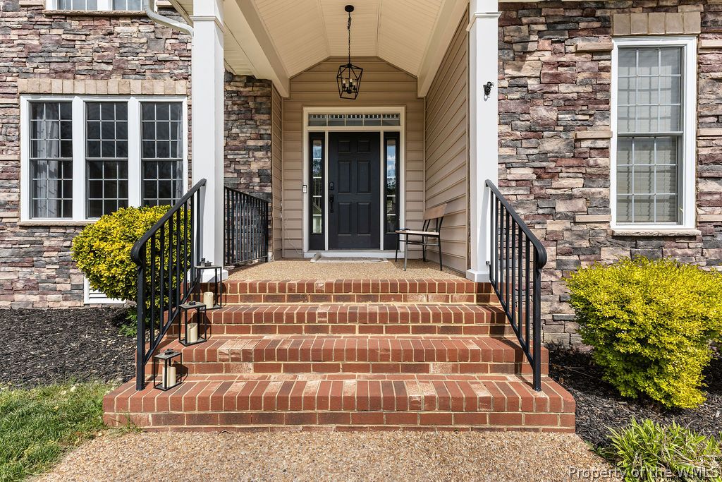 10420 Pine Warbler Dr — photo